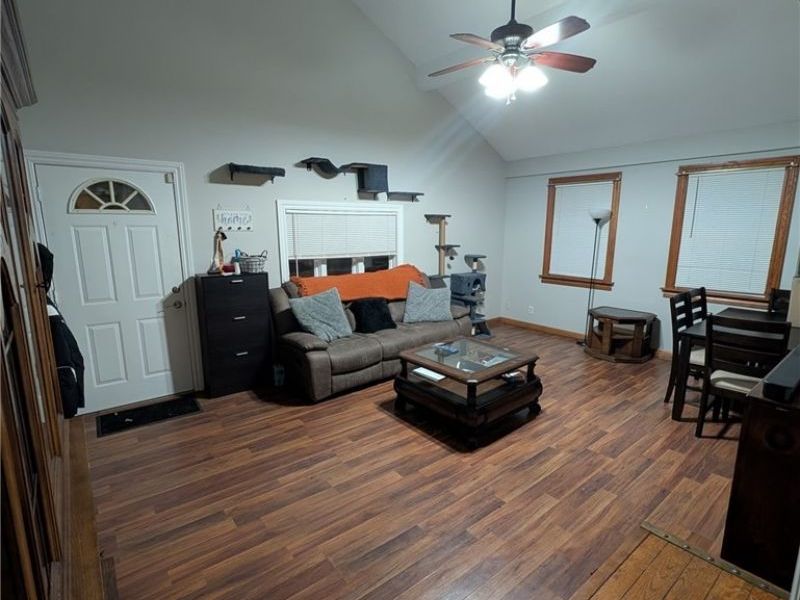 852 Kenilworth Avenue SE, Warren, OH 44484 Photo 2