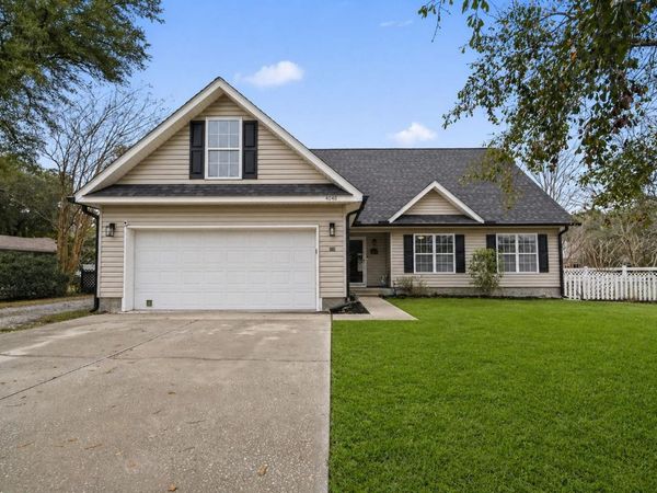 4040 Longleaf Ln., Murrells Inlet, SC 29576