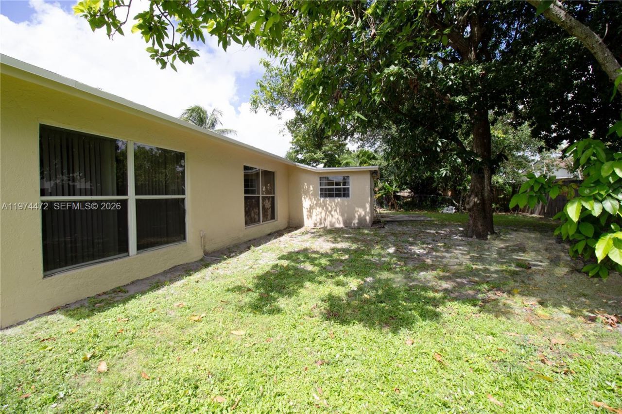 420 SW 62nd Ave , Margate, FL 33068 Photo