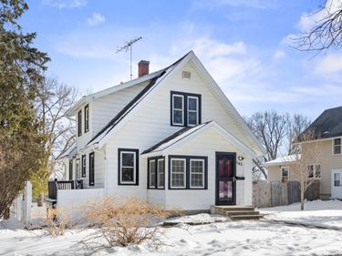 645 Hassan Street SE, Hutchinson, MN 55350