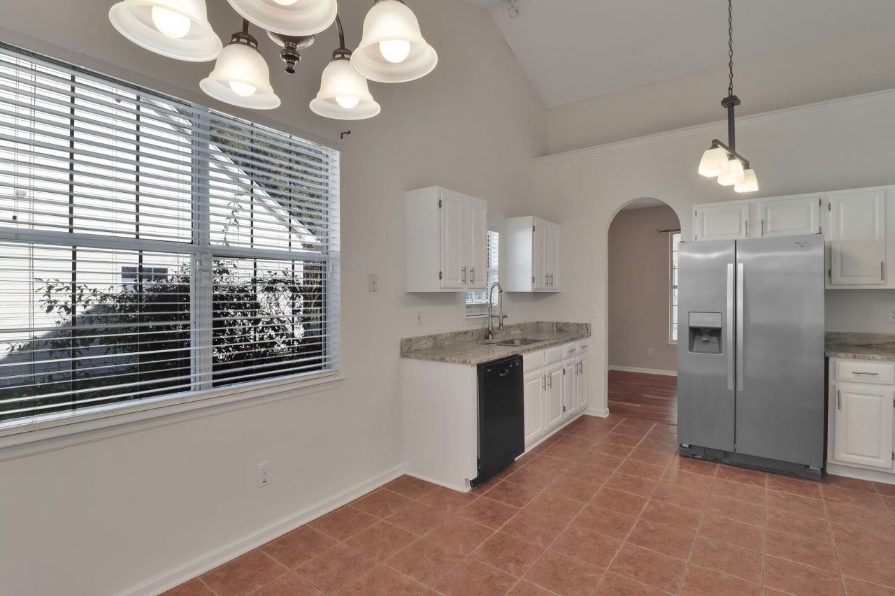 434 S Piazza Court Photo 10