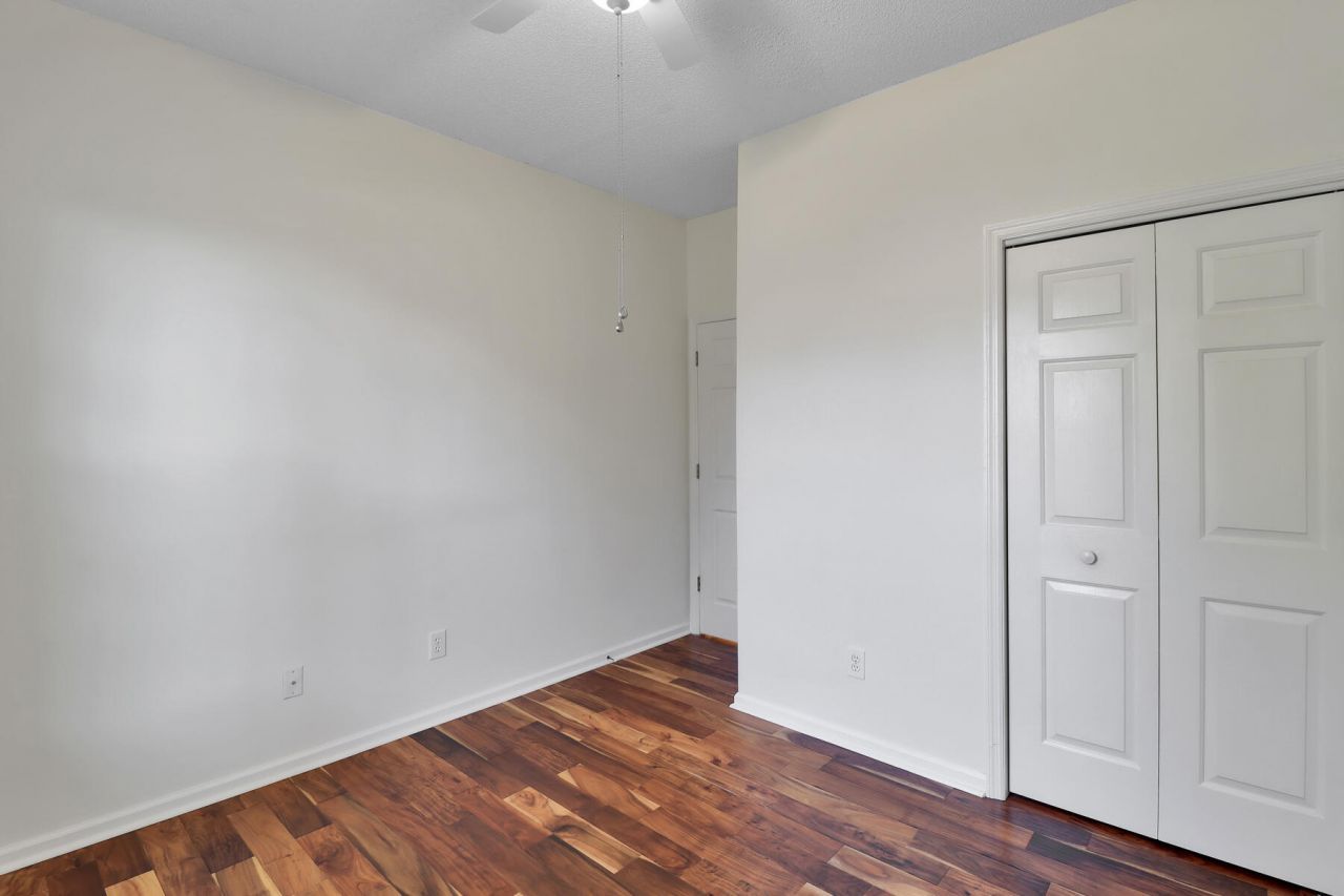 434 S Piazza Court Photo 16