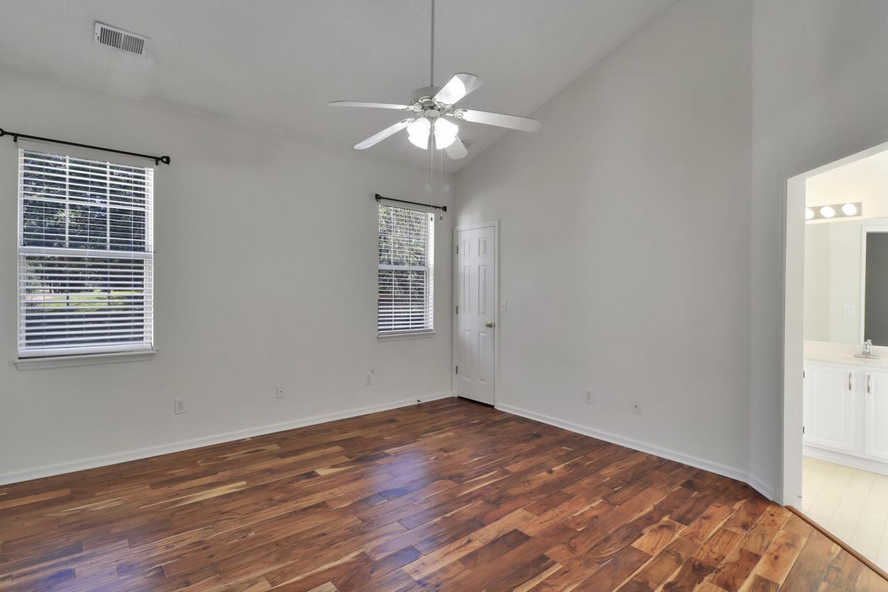 434 S Piazza Court Photo 18