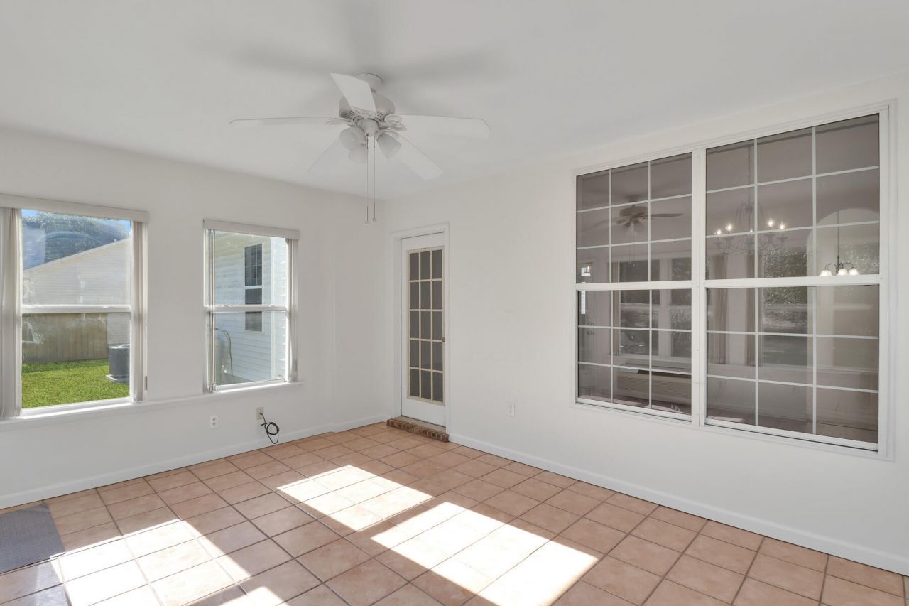 434 S Piazza Court Photo 24