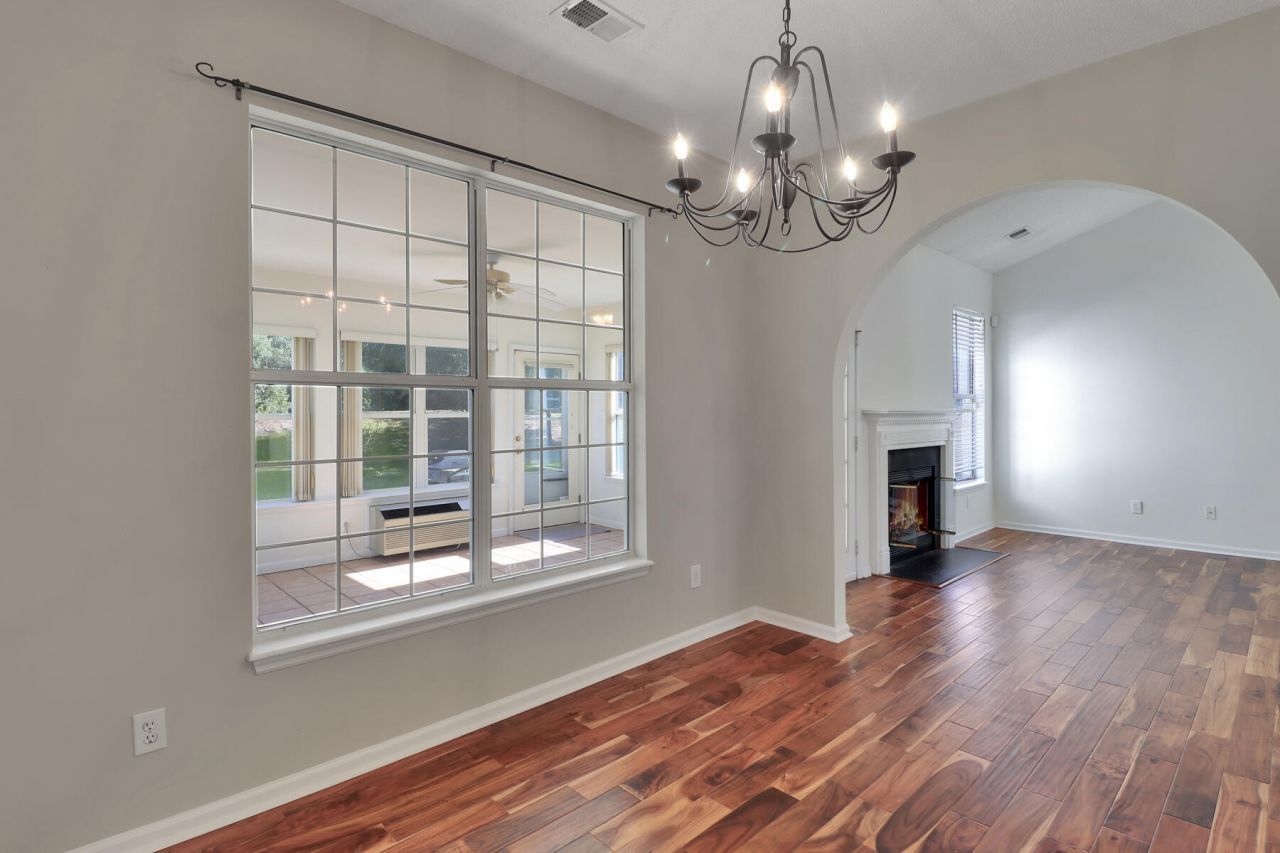 434 S Piazza Court Photo 7