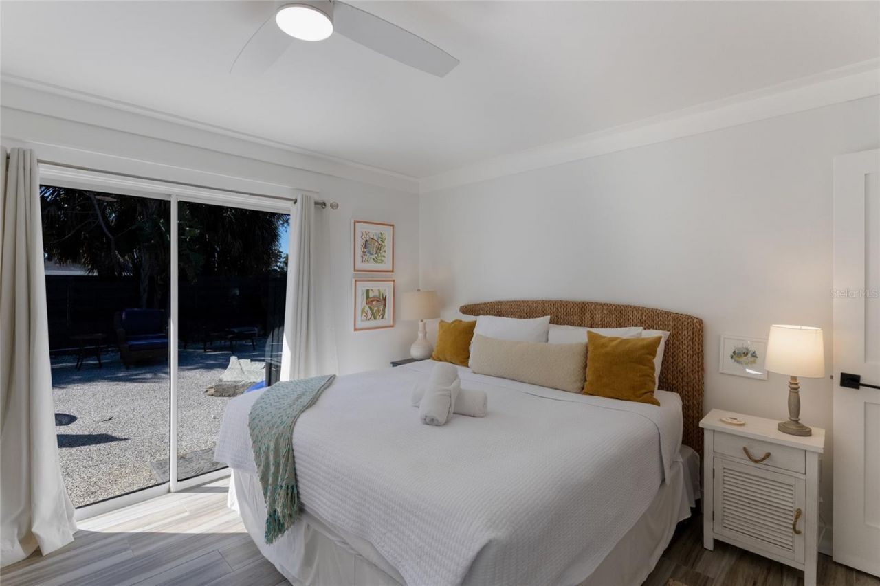 419 Clark Drive, Holmes Beach, FL 34217 Photo