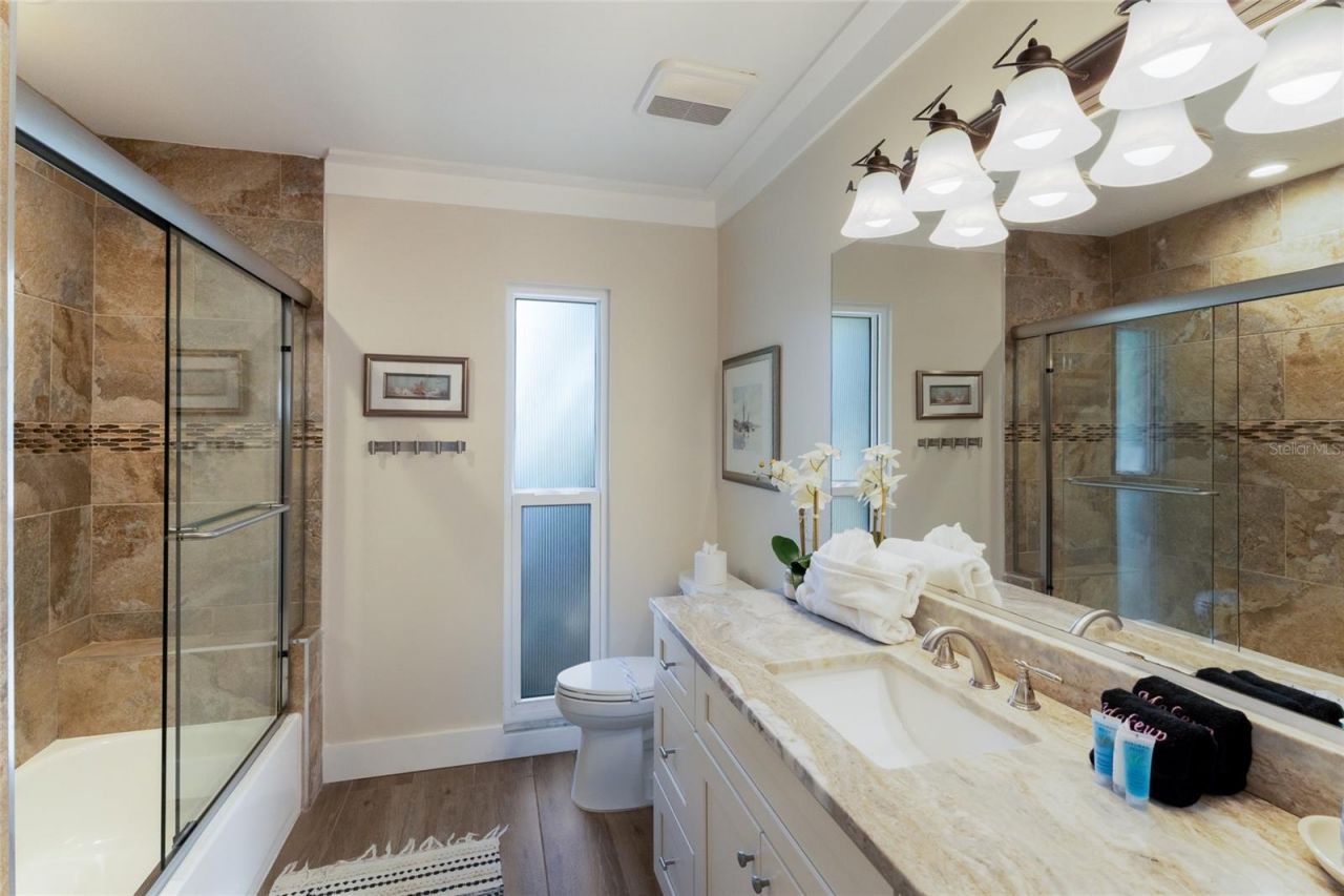 419 Clark Drive, Holmes Beach, FL 34217 Photo