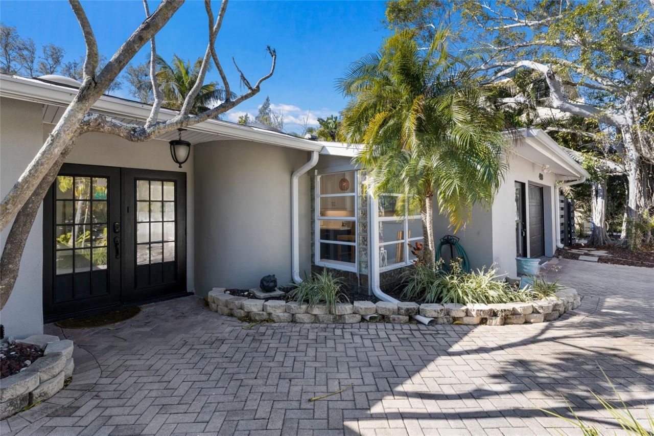 419 Clark Drive, Holmes Beach, FL 34217 Photo