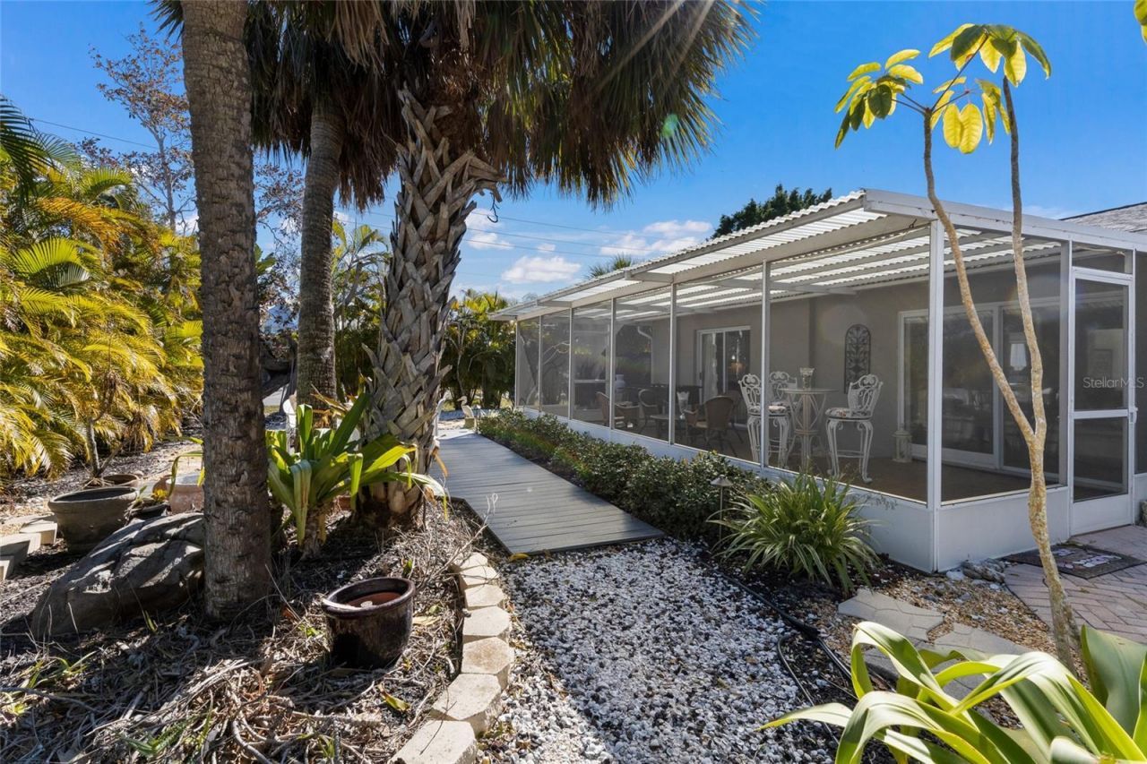 419 Clark Drive, Holmes Beach, FL 34217 Photo