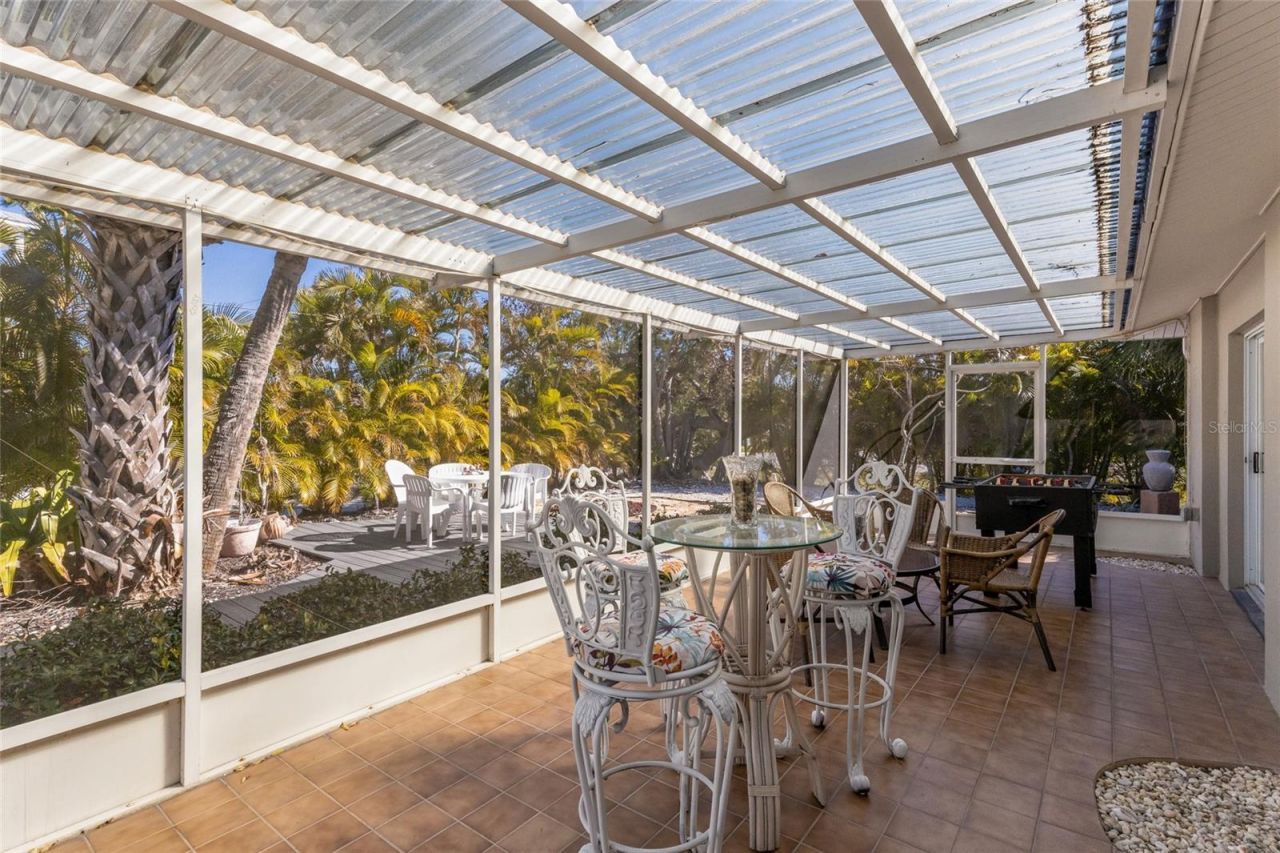 419 Clark Drive, Holmes Beach, FL 34217 Photo