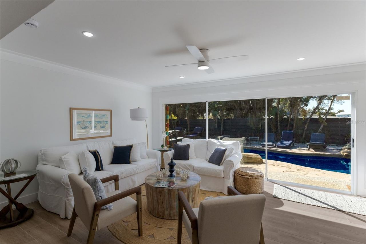 419 Clark Drive, Holmes Beach, FL 34217 Photo