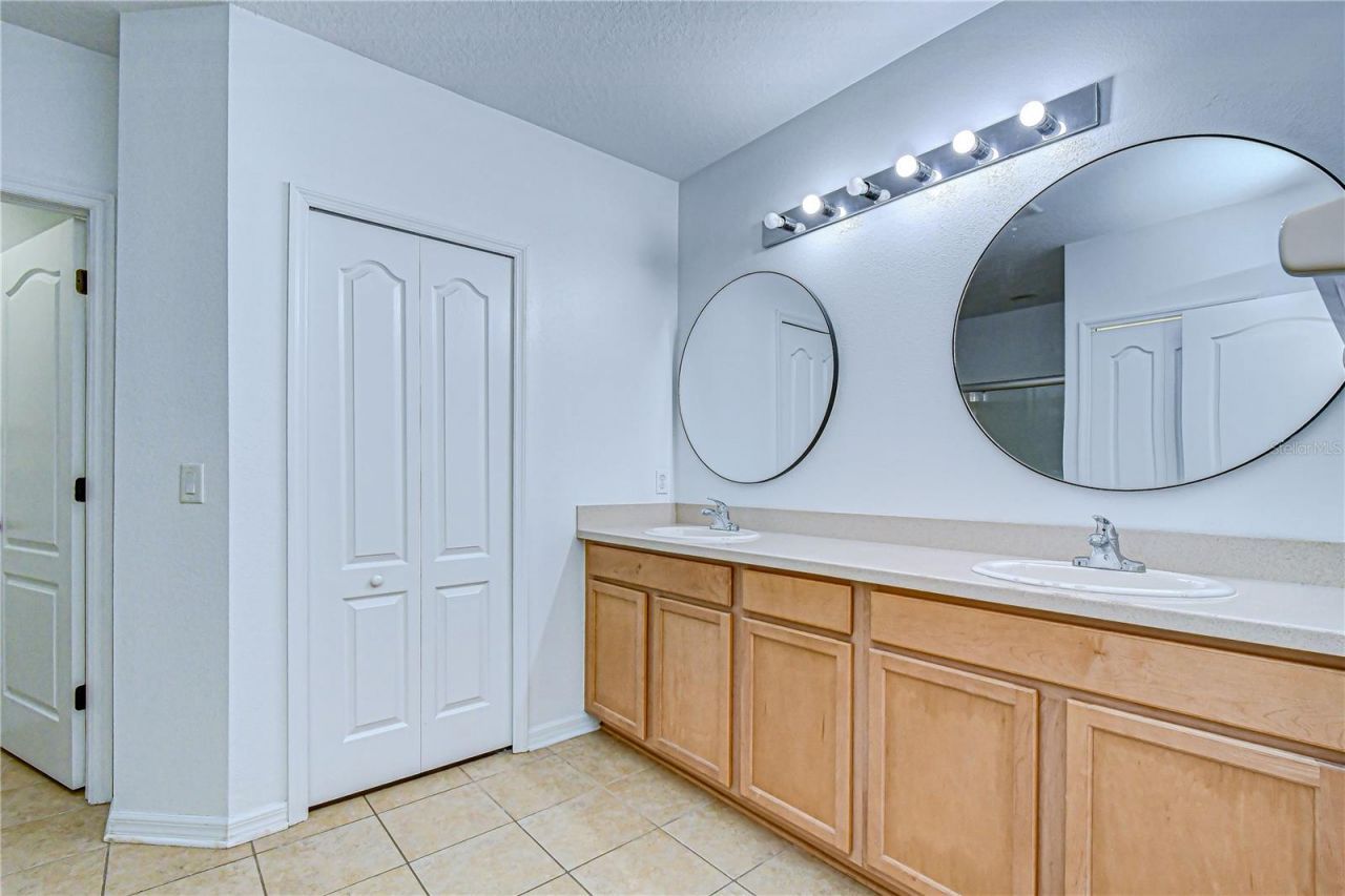 7809 Tuscany Woods Drive , Tampa, FL 33647 Photo