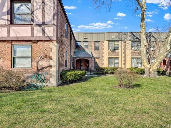 7707 Ditmars Boulevard , Unit 2, East Elmhurst, NY 11370