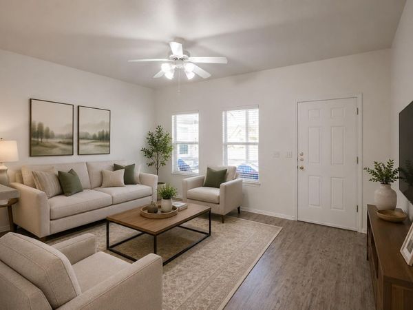 1102 E 3rd ST, Georgetown, TX 78626