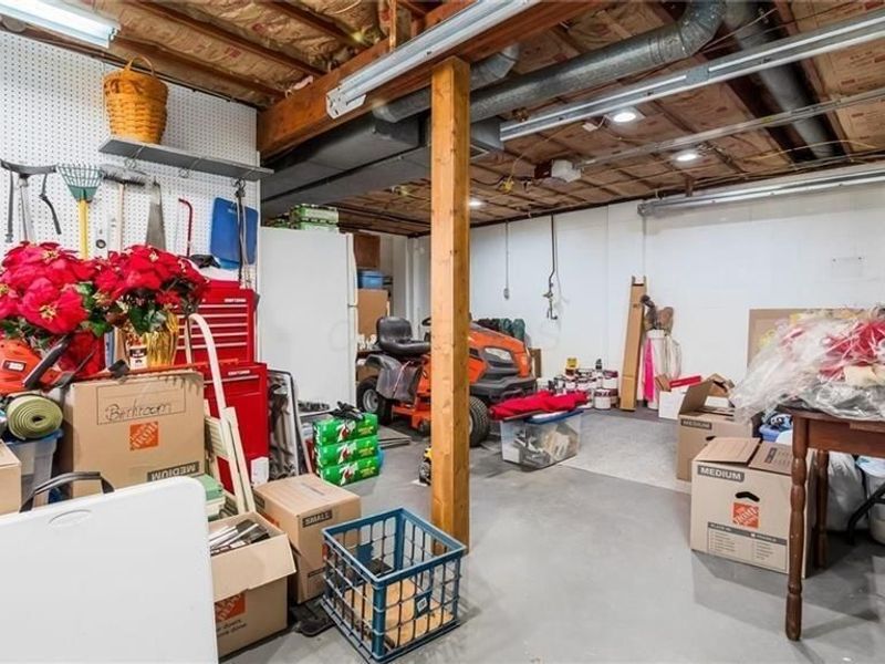 3965 Dorothy Drive, Zanesville, OH 43701 Photo 25