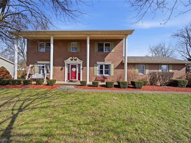 5856 Linder Circle NE, Canton, OH 44721 Photo 1