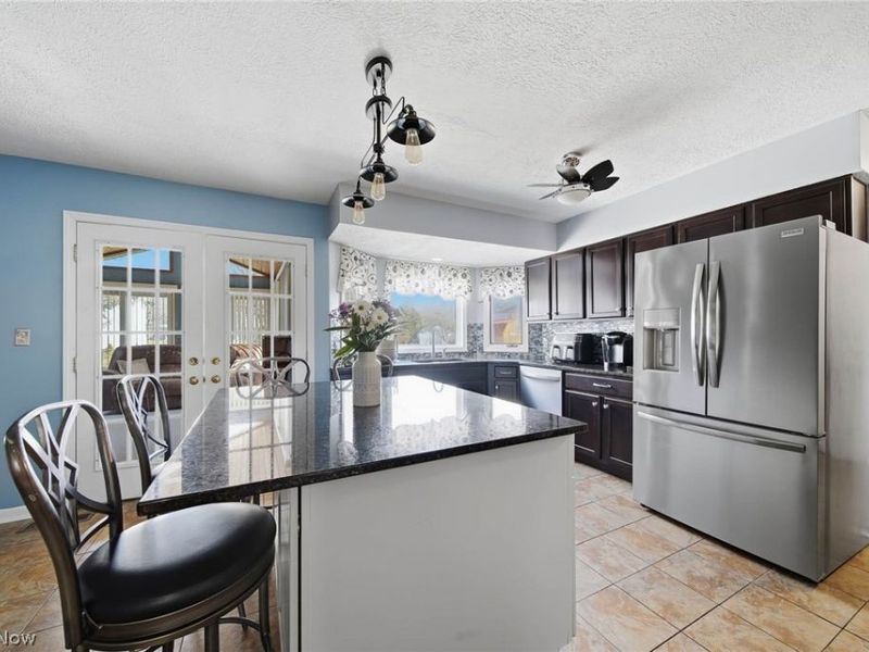 5856 Linder Circle NE, Canton, OH 44721 Photo 11