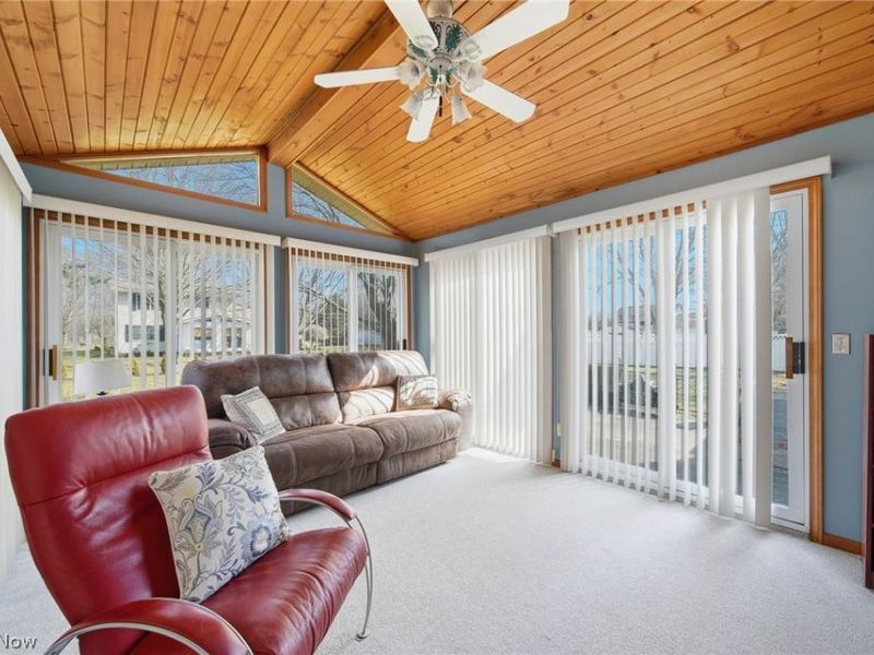 5856 Linder Circle NE, Canton, OH 44721 Photo 14