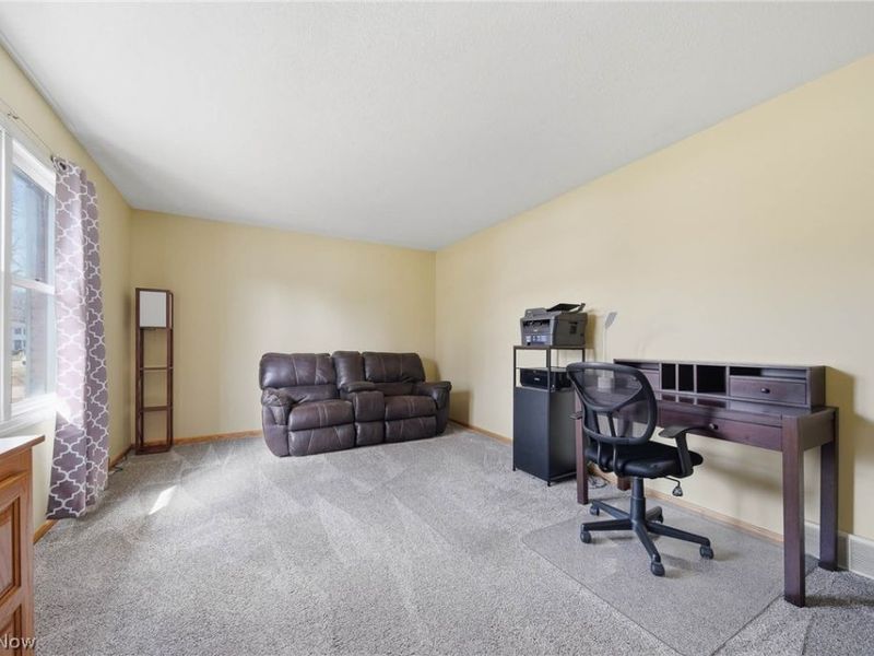 5856 Linder Circle NE, Canton, OH 44721 Photo 16