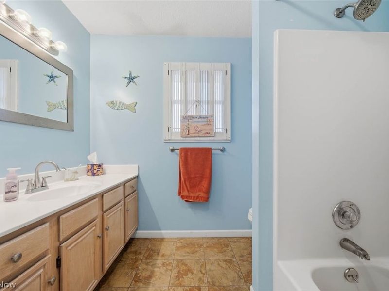 5856 Linder Circle NE, Canton, OH 44721 Photo 29