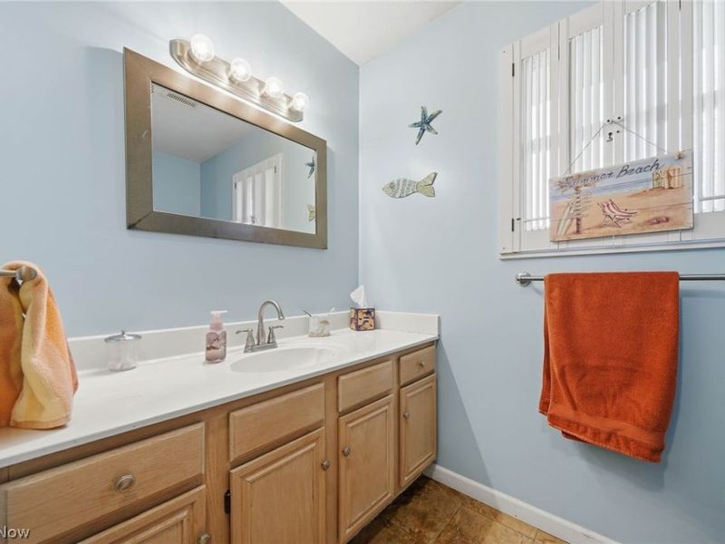 5856 Linder Circle NE, Canton, OH 44721 Photo 30