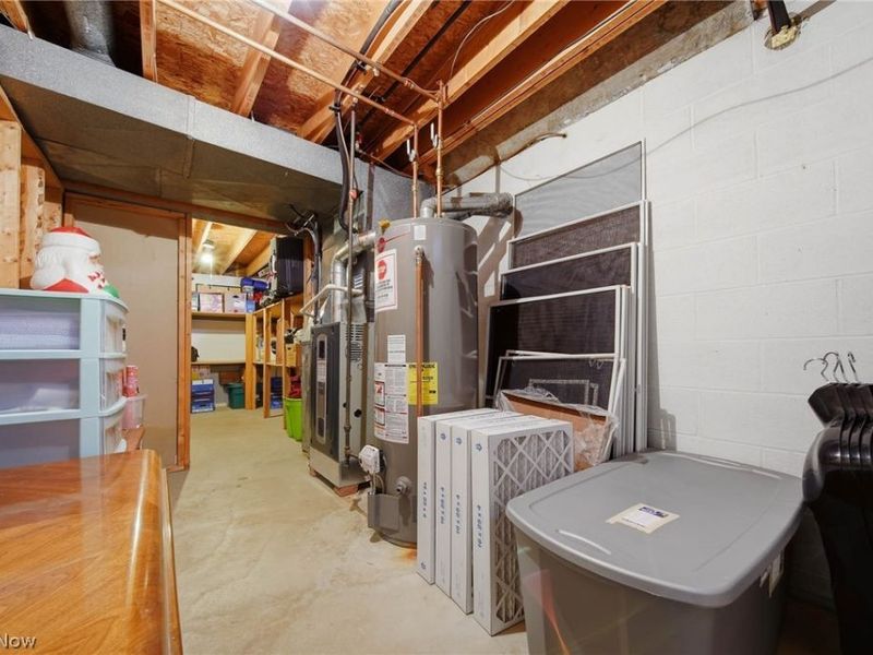 5856 Linder Circle NE, Canton, OH 44721 Photo 37