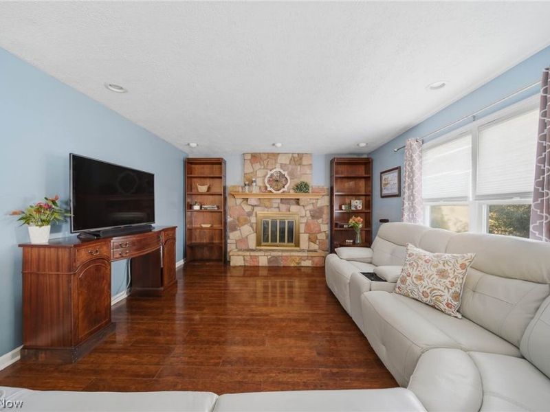 5856 Linder Circle NE, Canton, OH 44721 Photo 5