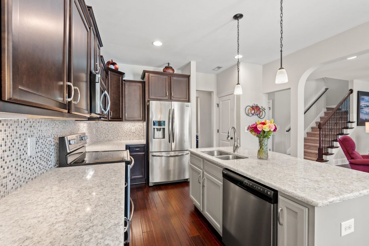 701 Shell Point Ct.  Photo 10