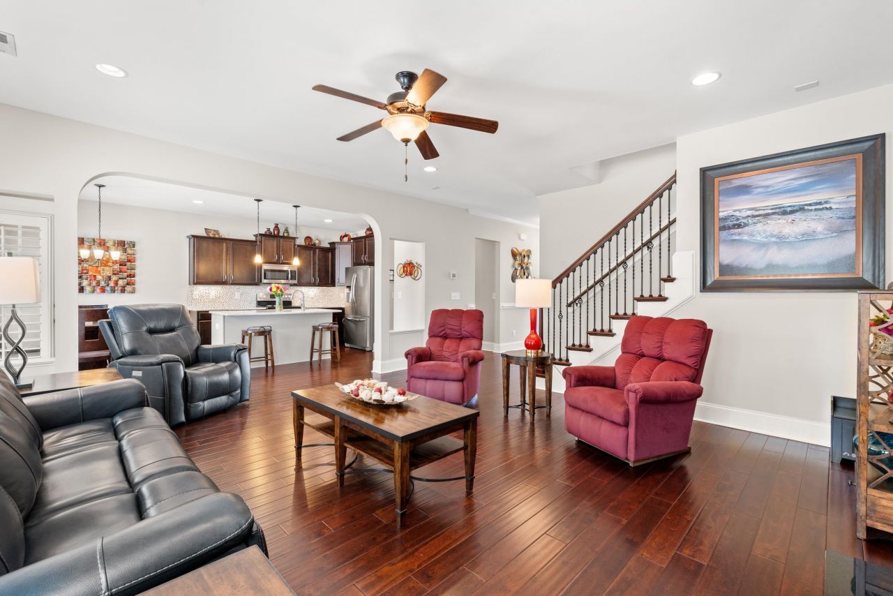 701 Shell Point Ct.  Photo 7