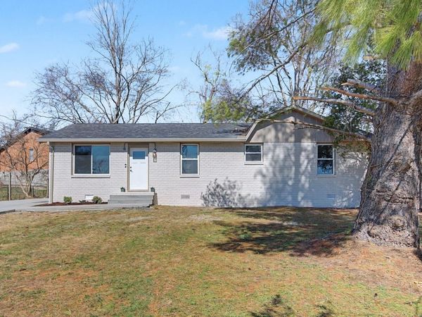 3792 Lunn Dr , Nashville, TN 37218