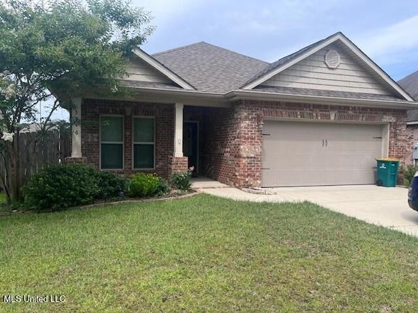 3840 River Trace Drive, D'Iberville, MS 39540