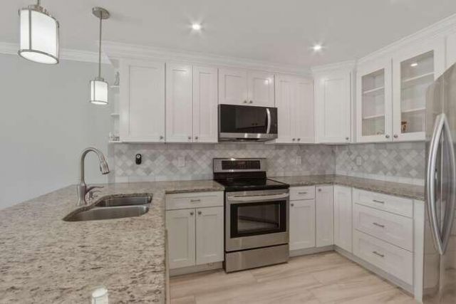 1218 Imperial Lake Road, West Palm Beach, FL 33413 Photo