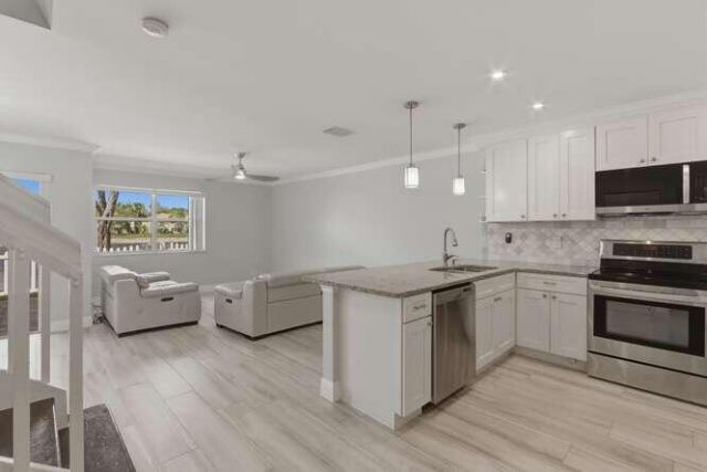 1218 Imperial Lake Road, West Palm Beach, FL 33413 Photo