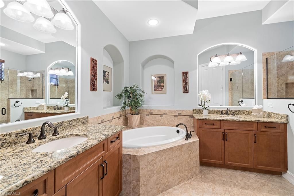 6513 Caldecott Dr, Naples, FL 34113 Photo