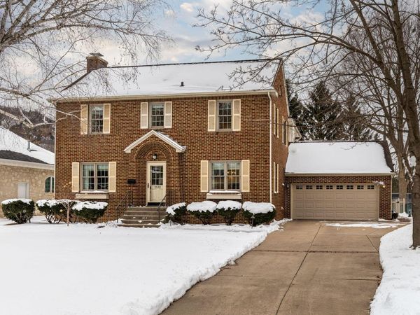 2532 Edgewood Pl, La Crosse, WI 54601