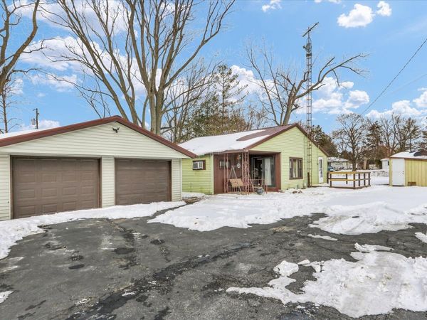 2314 1/2 E Main Street , Urbana, IL 61802