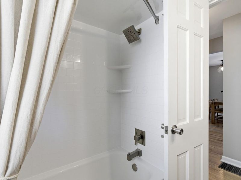 834 Gladden Road, Columbus, OH 43212 Photo 16