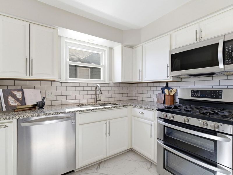 834 Gladden Road, Columbus, OH 43212 Photo 7