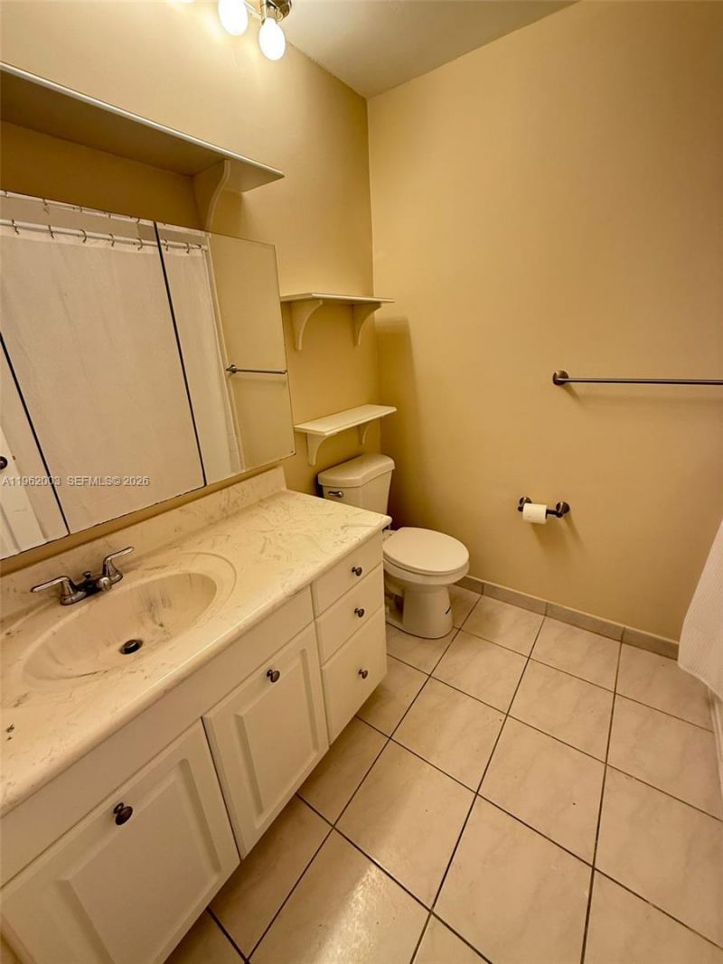 3326 Farragut St , Unit 6D, Hollywood, FL 33021 Photo