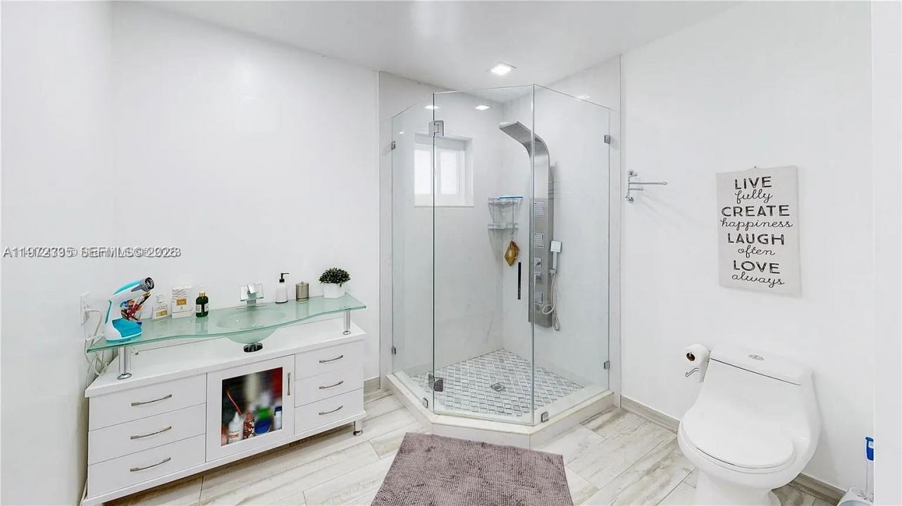 13821 SW 14th St, Miami, FL 33184 Photo