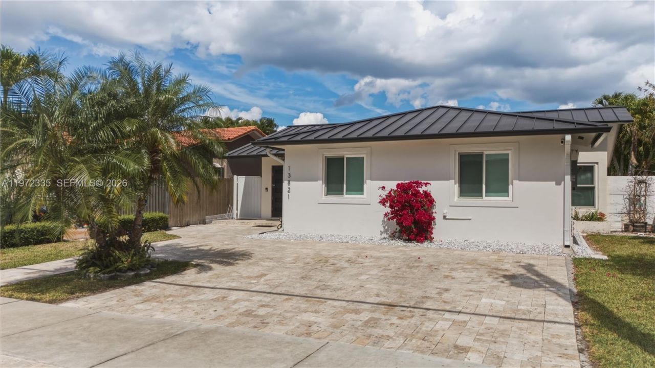 13821 SW 14th St, Miami, FL 33184 Photo