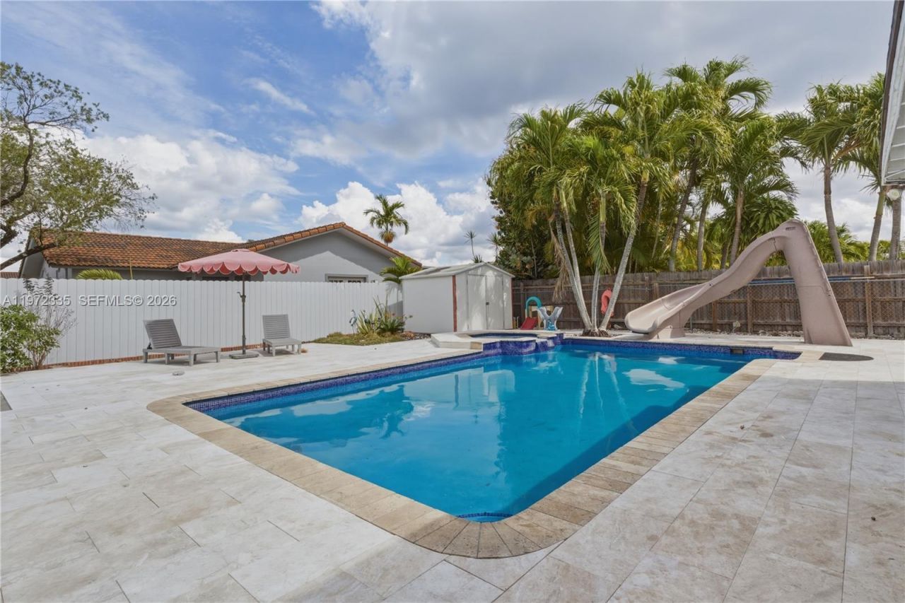 13821 SW 14th St, Miami, FL 33184 Photo