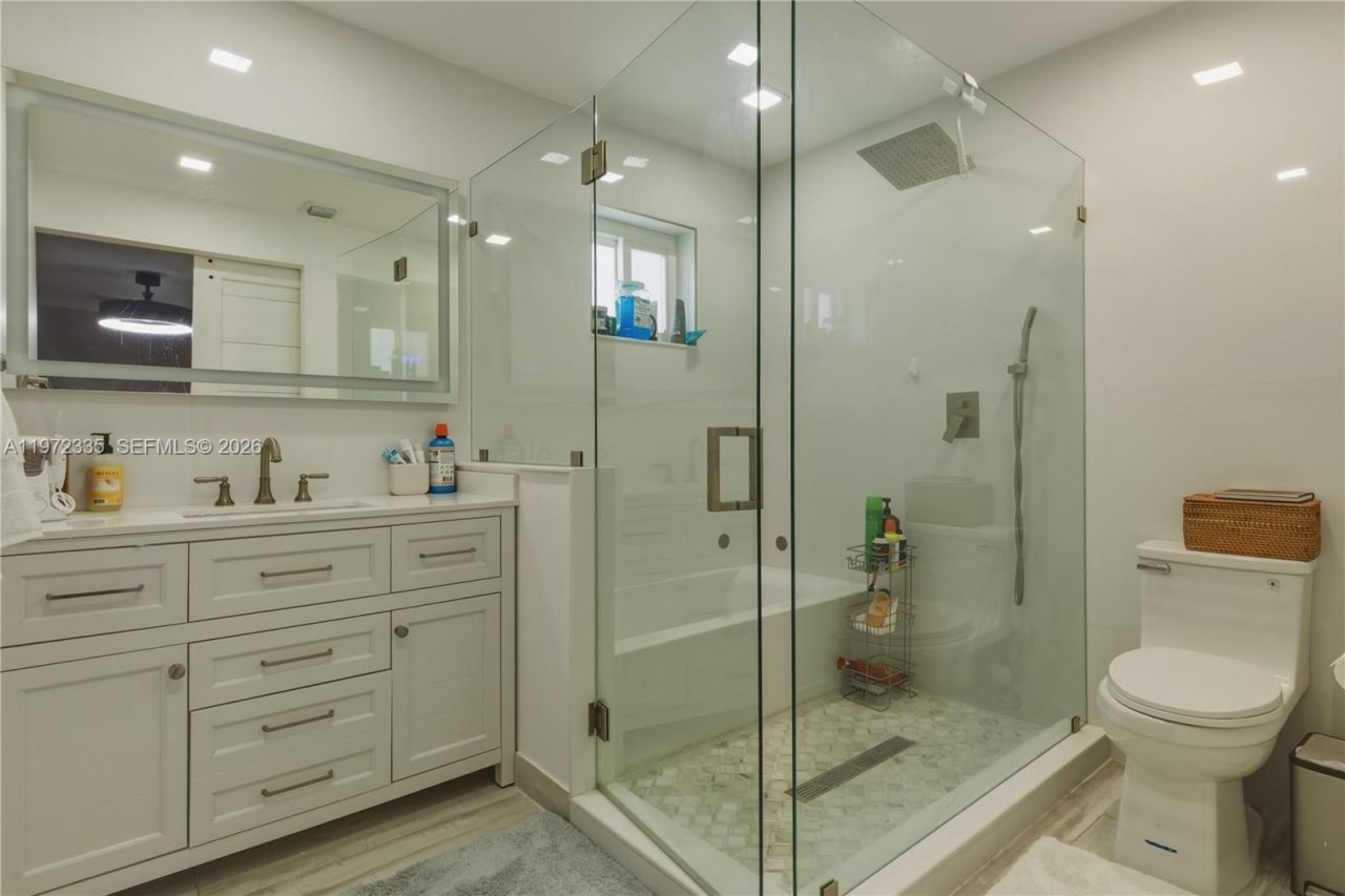 13821 SW 14th St, Miami, FL 33184 Photo