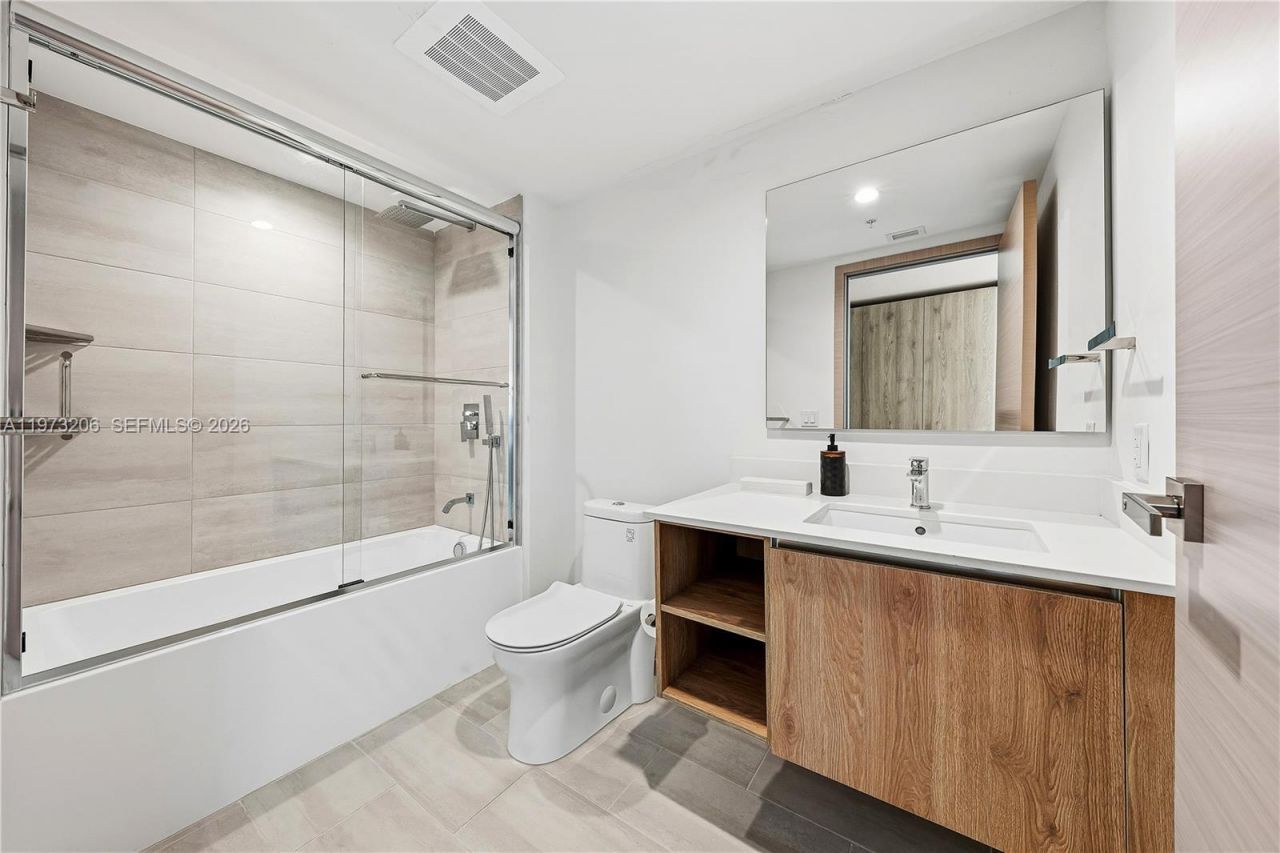 10281 W Bay Harbor Dr, Unit 202, Bay Harbor Islands, FL 33154 Photo