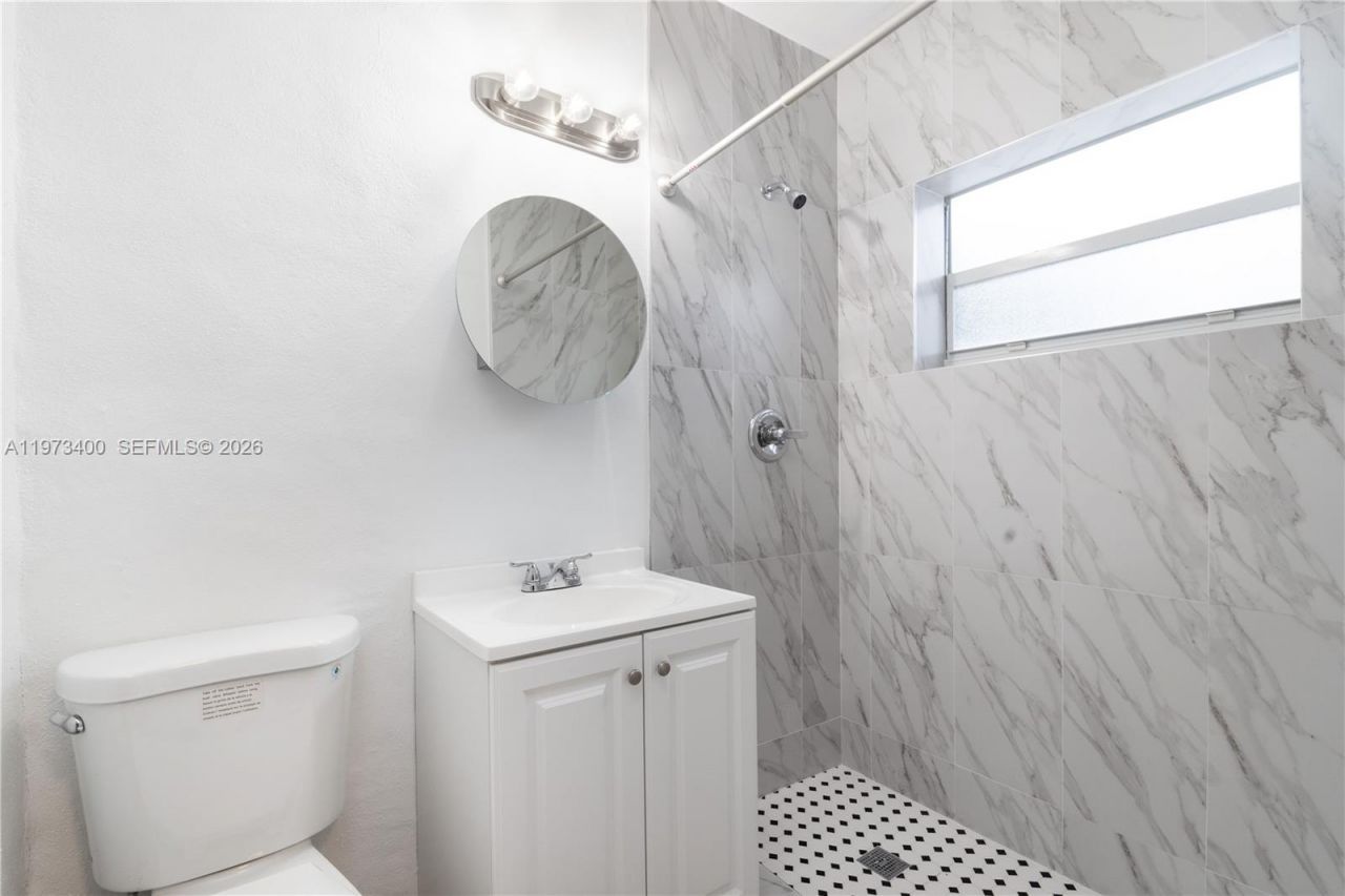 1450 SW 6th St, Unit 2, Miami, FL 33135 Photo