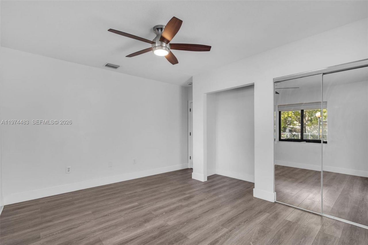 42 W 44th St, Hialeah, FL 33012 Photo