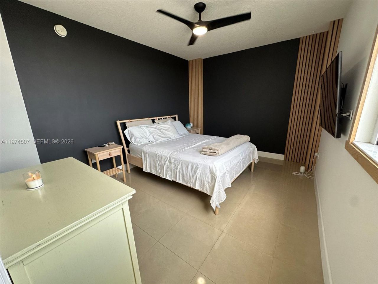 1 Glen Royal Pkwy, Unit 1613, Miami, FL 33125 Photo