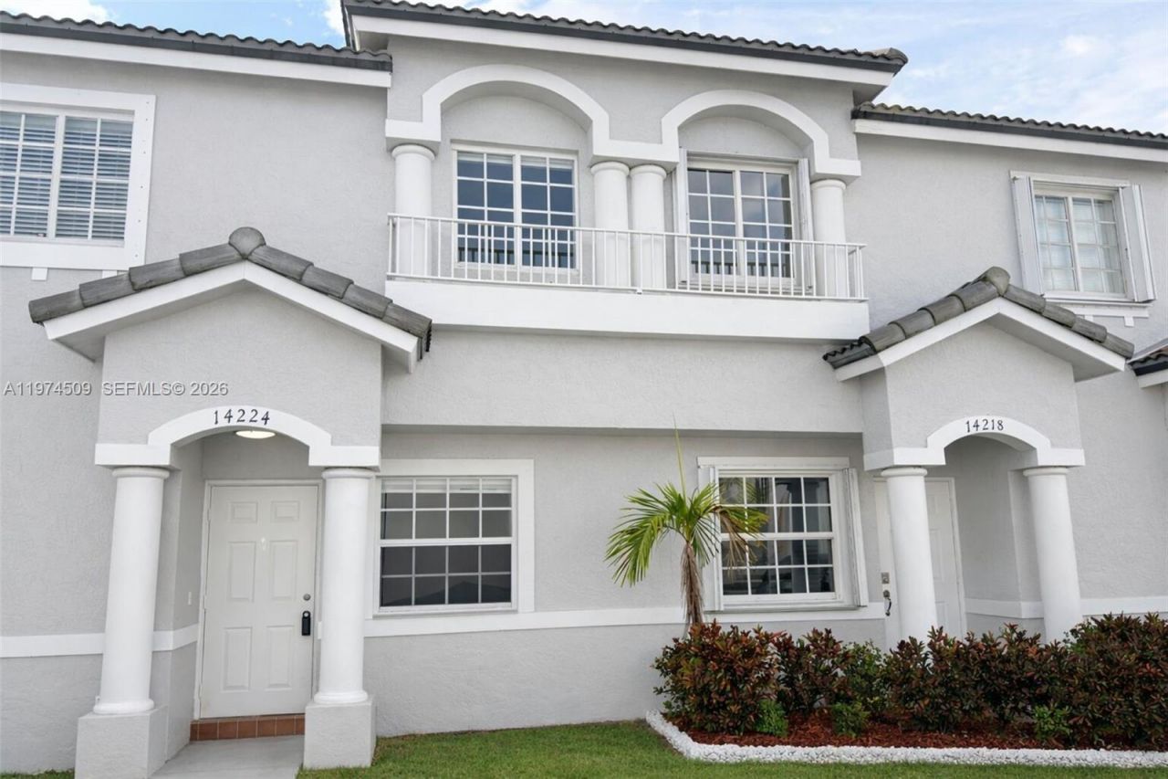 14224 SW 121st Pl, Unit 4, Miami, FL 33186 Photo