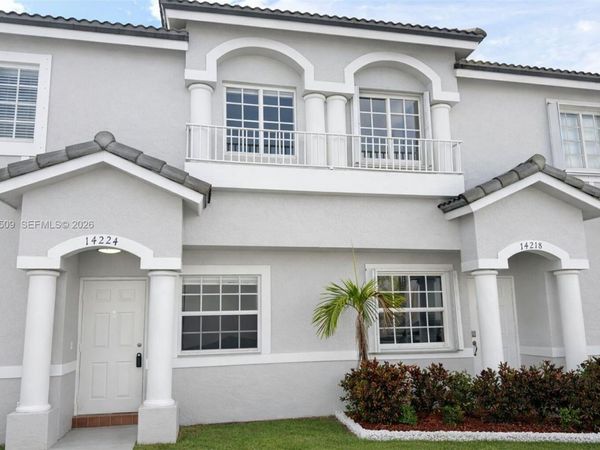 14224 SW 121st Pl, Unit 4, Miami, FL 33186