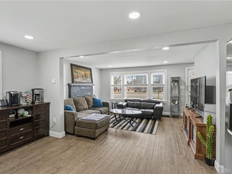 77 S Brown School Road, Vandalia, OH 45377 Photo 5